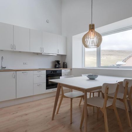 Studio Apartments Close To Airport Mithvagur Exteriör bild