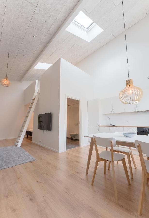 Studio Apartments Close To Airport Mithvagur Exteriör bild